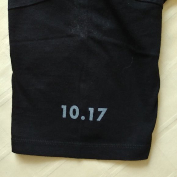 🌿Tweed Men's Tee: Best price on Posh - Picture 3 of 6